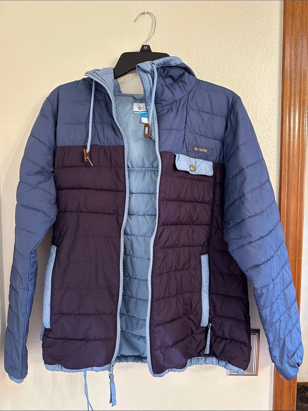 Women’s Columbia Zip-Up Jacket